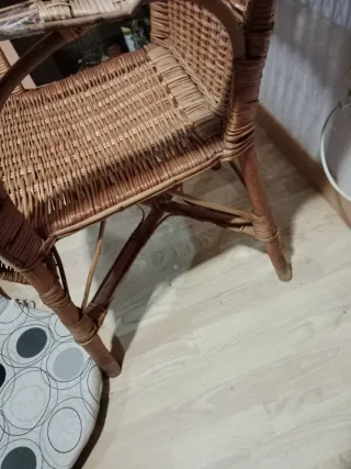 Butaca de mimbre. Adulto