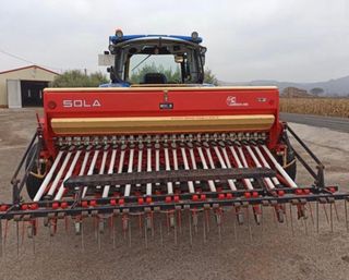 Sembradora Sola EURO-888D. Esta en Leon