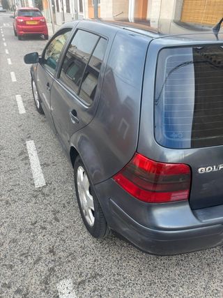 Volkswagen Golf 2001