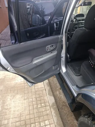 Mitsubishi Montero 2005