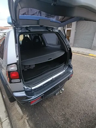 Mitsubishi Montero 2005