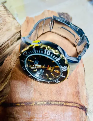 Reloj Seiko 5 Sports Automático Negro/Dorado