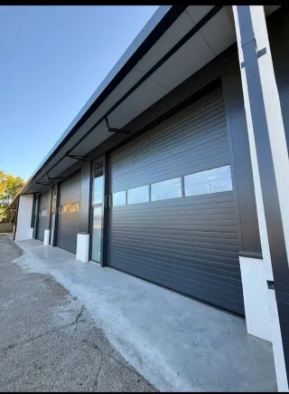 Ventanas y Puertas de Garaje PVC Fabricantes
