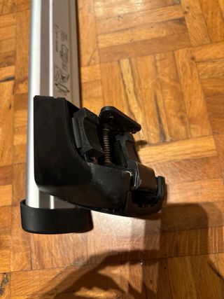 Baca Barras de techo originales Audi 80A.860.019