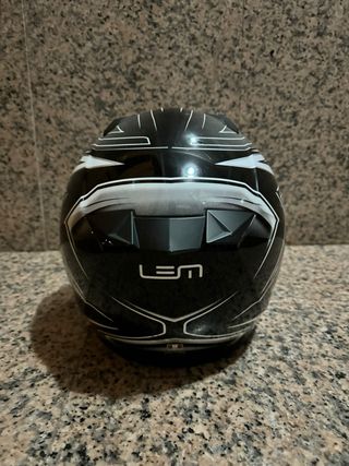 Casco de moto LEM negro y blanco talla M