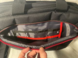 Maletín Ellehammer para portátil 15.4”. Como nuevo