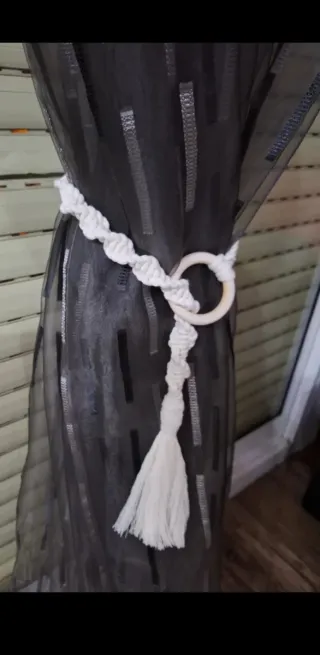 Recoge cortinas macramé madera