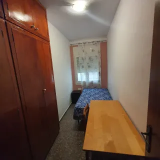 Se alquila habitación a chicas
