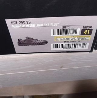 Scarpe antinfortunistiche nere e verdi taglia 41