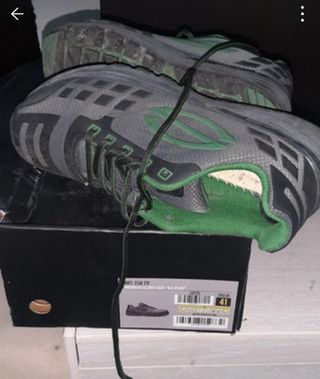 Scarpe antinfortunistiche nere e verdi taglia 41