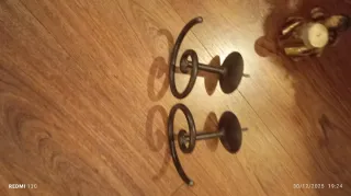 Suporte de parede, para cortinados em ferro .