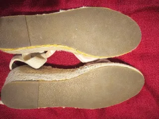 Alpargatas cuña rosa metalizado T40