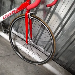 Bicicleta Carretera Giant OCR Blanca/Roja