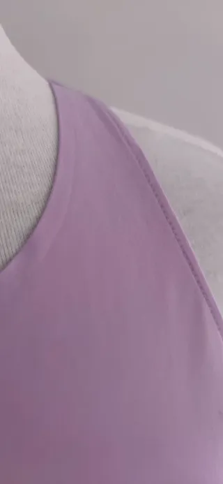 Camiseta técnica deportiva Oysho Lila Talla M