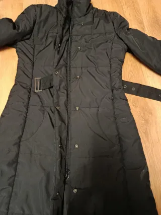 Abrigo acolchado Mango negro talla M