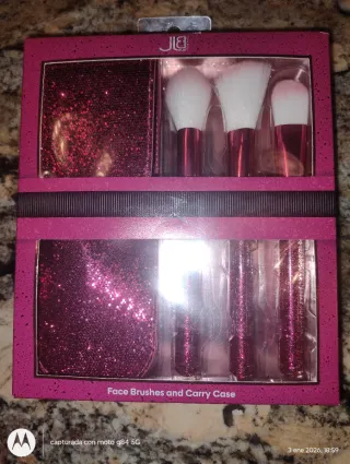 BH Cosmetics Set de Brochas y Estuche Rosa