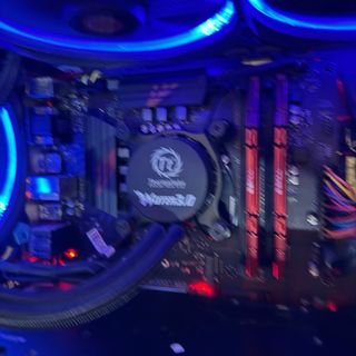 PC Gaming MSI con refrigeración líquida