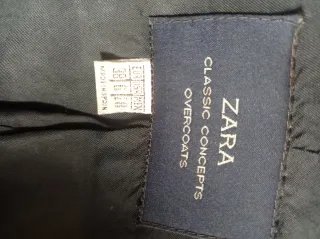 Abrigo Zara gris con bordados