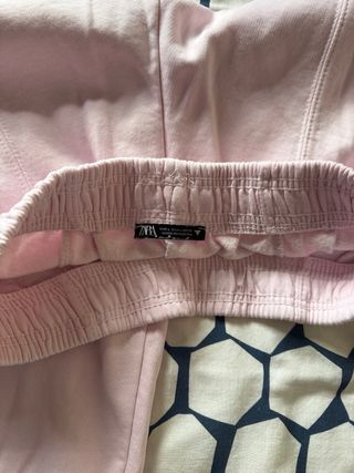 Pantalón chándal Zara rosa bebé Talla L