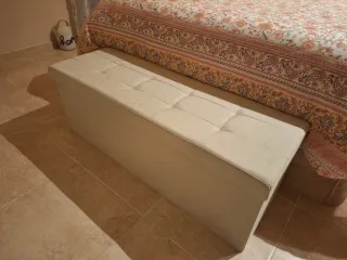 Banco pie de cama con almacenaje