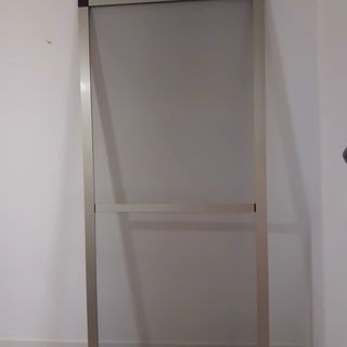 Ventana balconera aluminio inox compacta