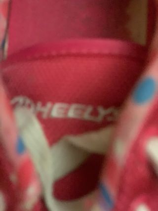 Zapatillas con ruedas rosasTalla 34