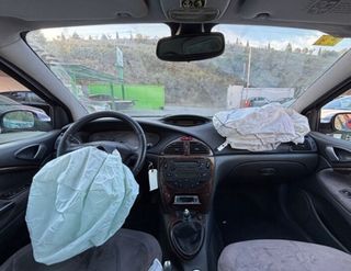 Paragolpes citroen c5 2.0 hdi 2001-2004 103906