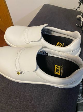 Zapatos FAL Talla 40 Blancos