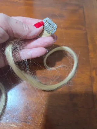 Estensioni capelli biondi con clip