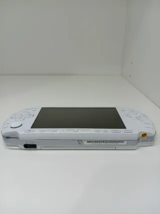 PSP 3000 Pearl White