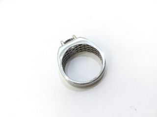 sello oro 18k con diamante de laboratorio