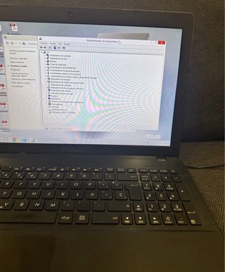 Portátil Asus X552C Negro