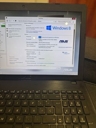 Portátil Asus X552C Negro