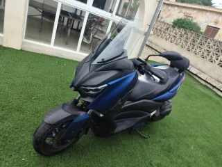 Yamaha Xmax 400cc Azul