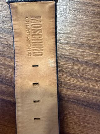 Reloj Moschino Cheap & Chic Mujer