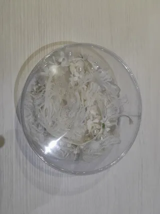 Corona de flores y cinturón comunión niña