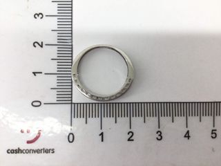 alianza oro 18k con piedra con diamante de laboratorio