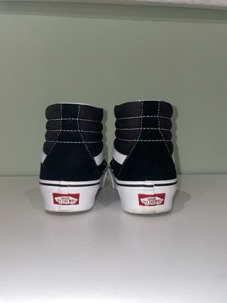 Vans Sk8-Hi Negras y Blancas