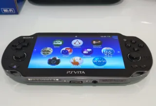 Sony PS Vita + Juegos ¡Perfectísimo estado!