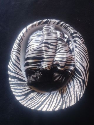 Disfraz Cebra Falda, Sombrero, gafas y Brazalete