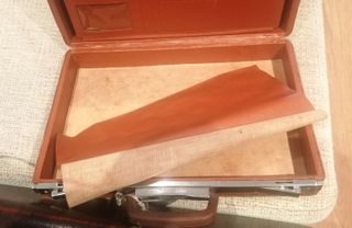 Maletín de cuero marrón Perú