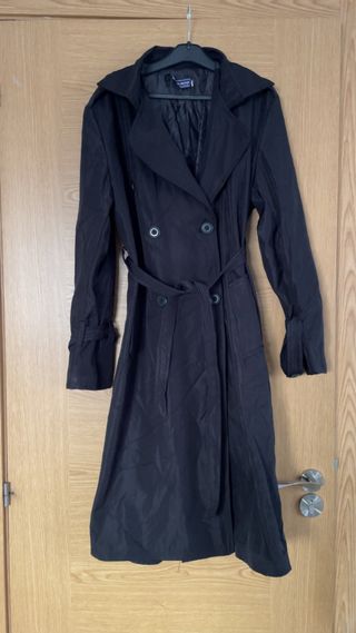 Gabardina negra larga