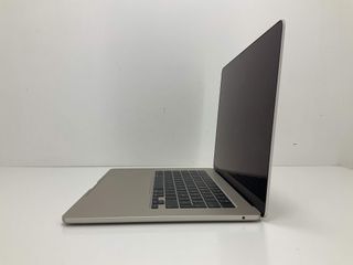 portatil apple apple macbook air m4 10-core 4.4 15 (10gpu) (2025) (a3241)