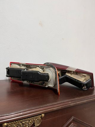 Par Farolins Ford Sierra Mk1