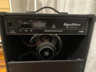 Amplificador Hughes & Kettner Attax 50