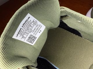 Zapatillas Under Armour Verde. TALLA 47,5