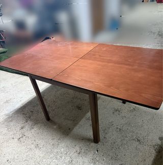 Mesa de madera convertible