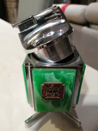 Accendino cromato e verde