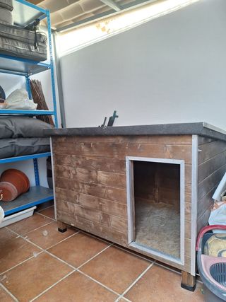 Caseta de madera para perro grande techo abatible