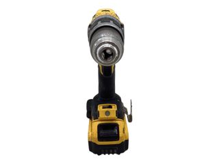 taladro a bateria dewalt dcd796